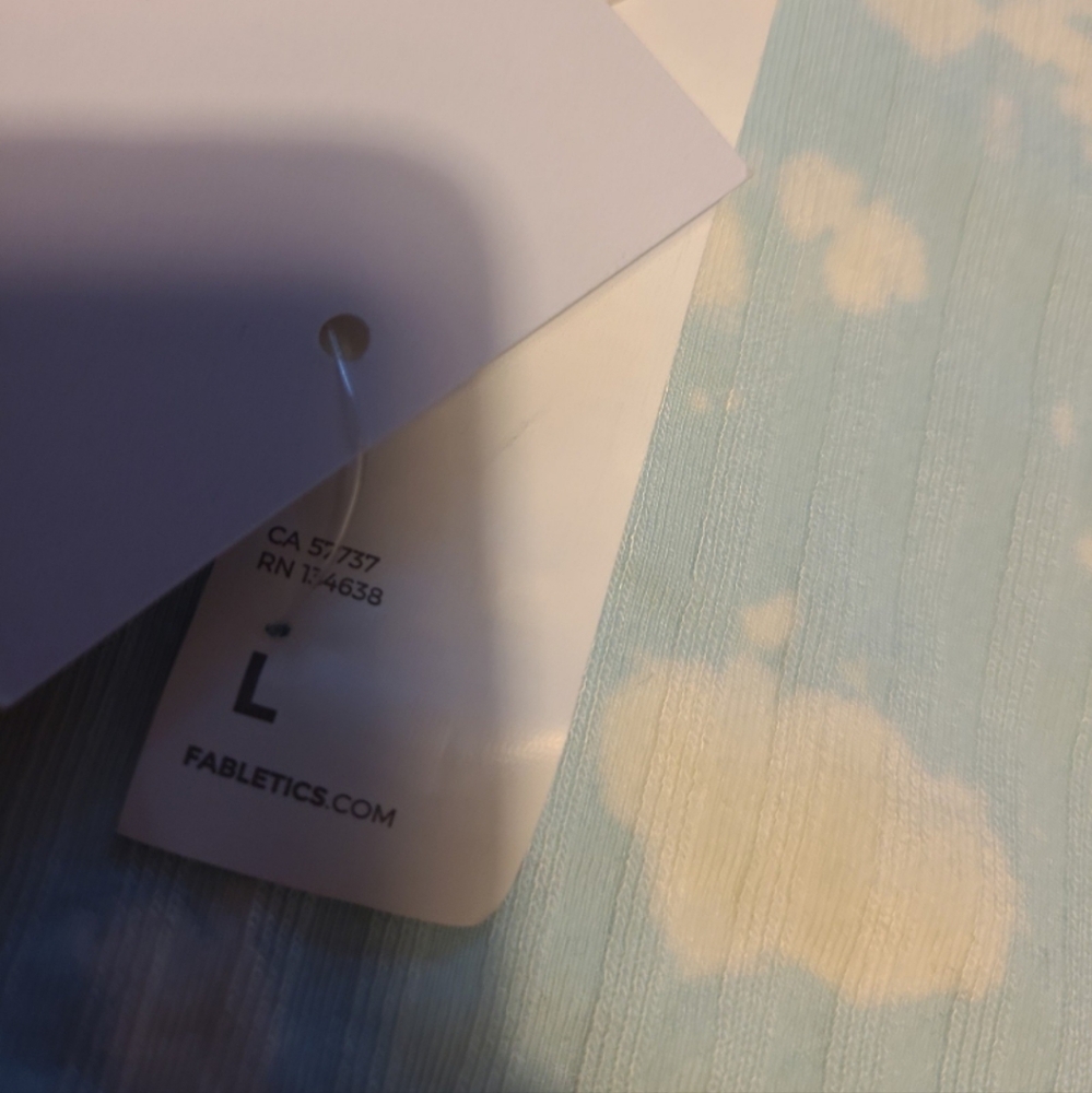 Fabletics halter top - Picture 5 of 5